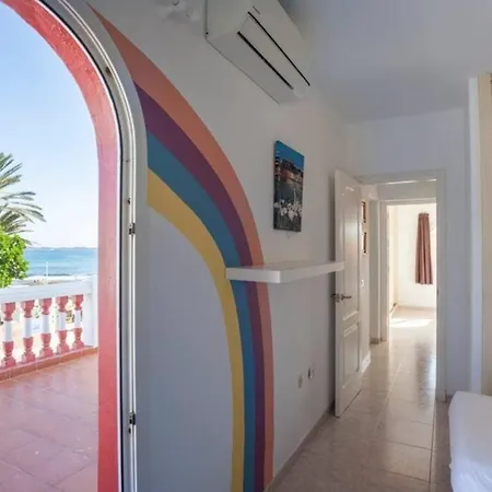 1.Beach Villa Tierra Galera Beach