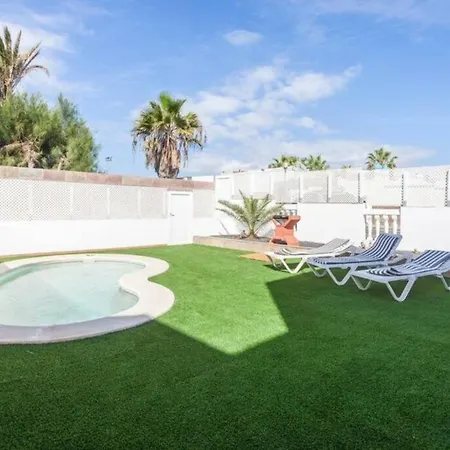 Tierra- Sea View, Private Pool, Bbq & Wifi By Amazzzing Travel * Corralejo